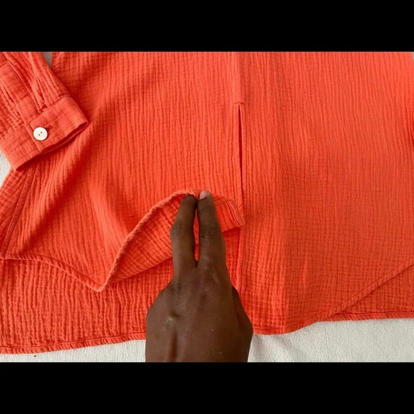 Soft surroundings half button orange top M - Picture 4 of 6